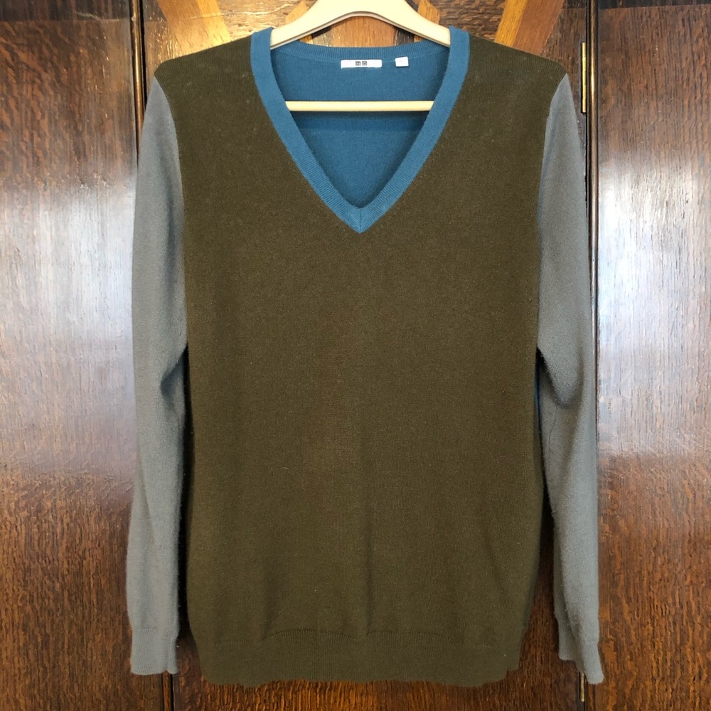 100% Cashmere Colorblock Uniqlo Sweater